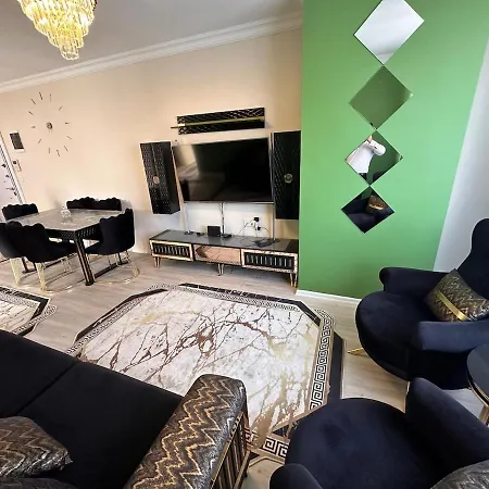 Apartment Luxuri 2 Bedroom Near Metro Avm *